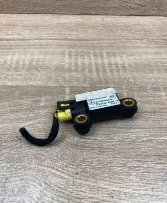 Mercedes-Benz ML W163 Airbag deployment crash/impact sensor A1638200226