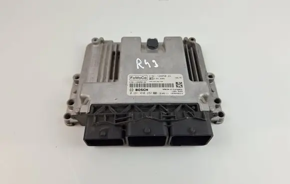 Ford Fiesta Engine control unit/module C1B112A650AG 0281030282