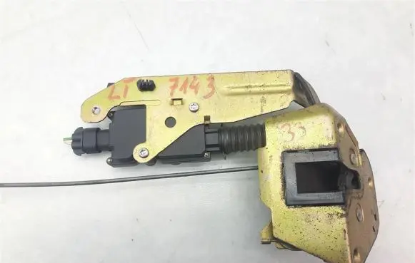 Peugeot 807 Rear door lock