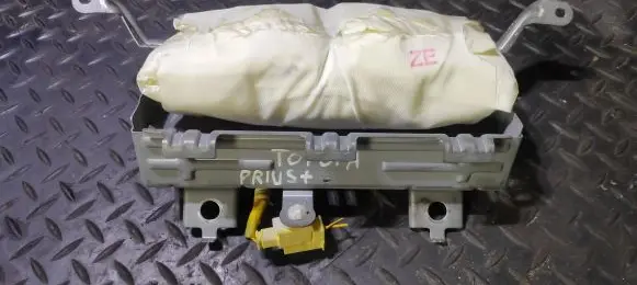 Toyota Prius (XW10) Passenger airbag