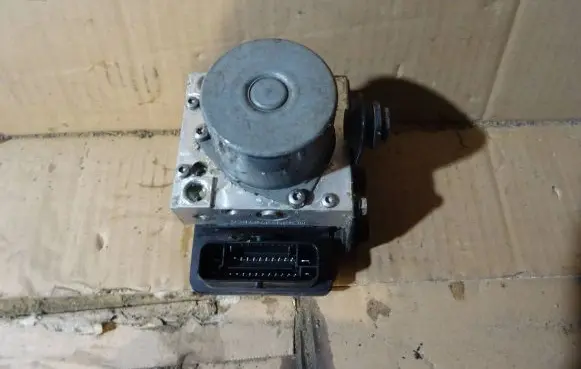 Volkswagen Up ABS Pump 1S0614517F 17677014 54086612D