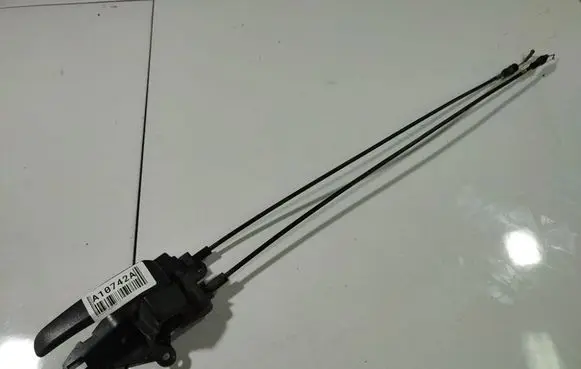 Mitsubishi Lancer X Front door interior handle MN105359