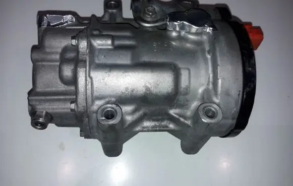Toyota Prius (XW50) Air conditioning (A/C) compressor (pump) 0424000021