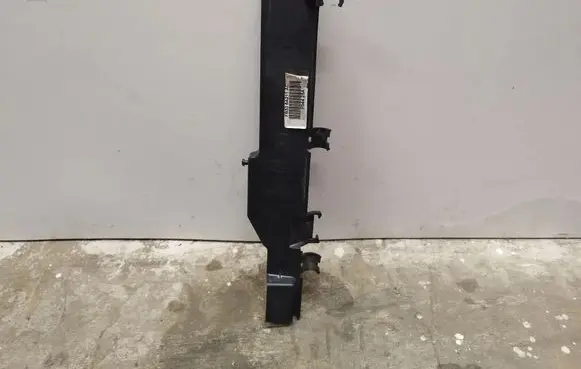 Ford Explorer VI Radiator trim FB538A211AC