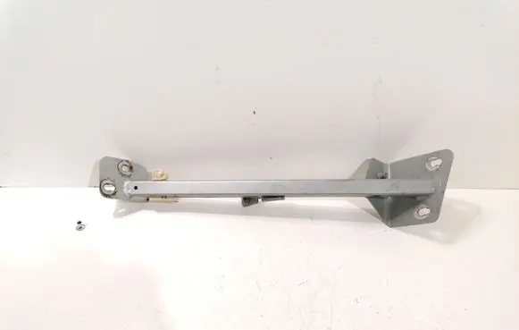 Audi A8 S8 D3 4E Fender mounting bracket 4E080546E