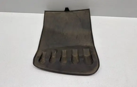 Chrysler Pacifica Central console drawer/shelf pad 2920166 1111352 5091166