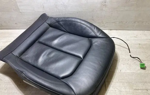 Audi A3 S3 8V Seat trim 8V0963555