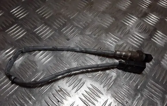 Volkswagen Golf VII Lambda probe sensor 0281004636 059906262P 0281004637