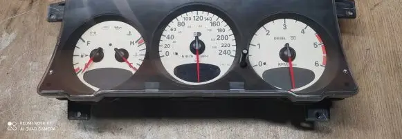 Chrysler PT Cruiser Speedometer (instrument cluster) 04671815A0