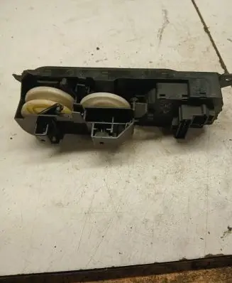 Mercedes-Benz ML W163 Climate control unit 1638300185 5HB96309800