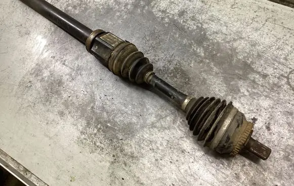 Volvo V70 Front driveshaft P8689211 T020806