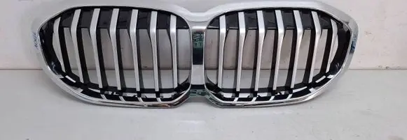 BMW 1 F40 Front grill 137258-10