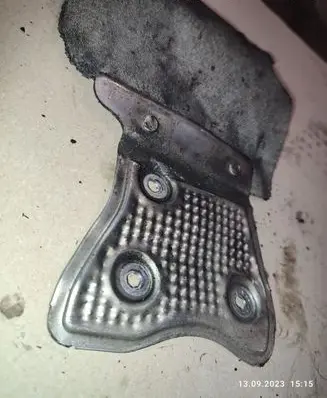 Heat shield in engine bay