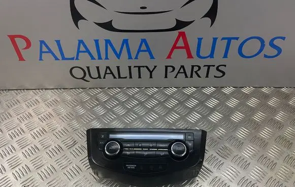 Nissan Qashqai Climate control unit 275004EA1A