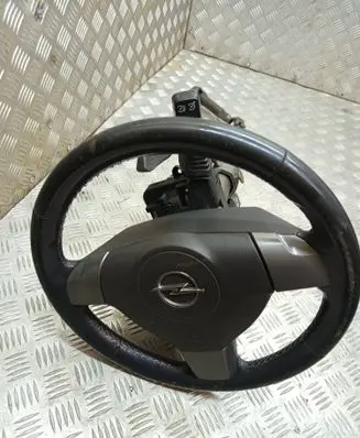 Opel Astra H Steering wheel axle