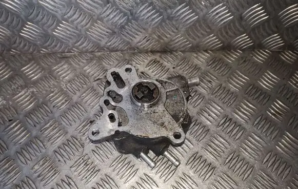 Audi A6 S6 C6 4F Fuel injection high pressure pump 03G145209C
