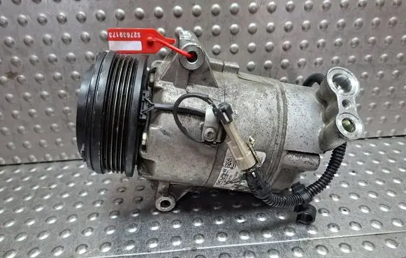 Opel Zafira B Air conditioning (A/C) compressor (pump) S27639173
