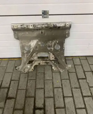 BMW 6 F12 F13 Engine splash shield/under tray 7197500 719750008 1609