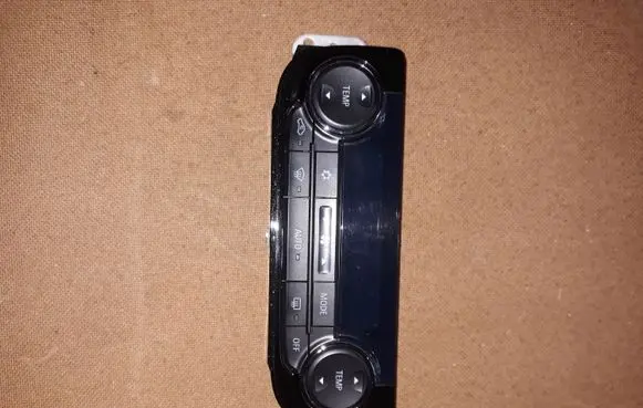 Mitsubishi Outlander Climate control unit 7820A460XA