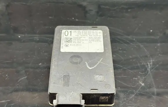 Mercedes-Benz E W213 Distronic sensor radar A0009050707 A0009014102 209J00174