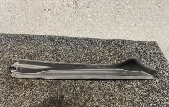 BMW i4 Other trunk/boot trim element 9448320