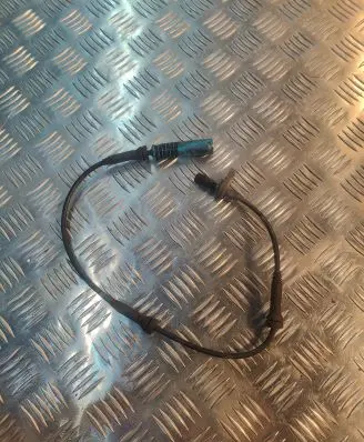 BMW 5 E60 E61 ABS brake wheel speed sensor 6908705