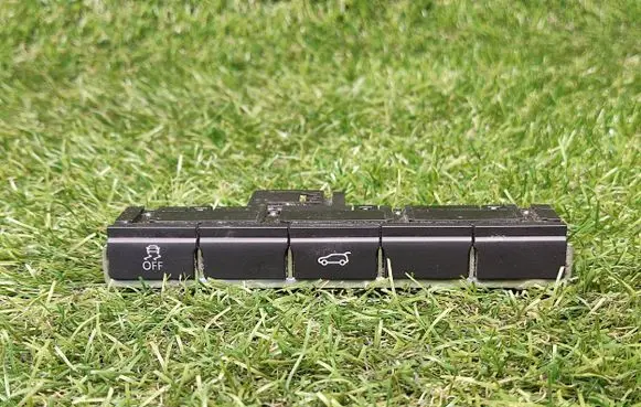 Volkswagen Tiguan Traction control (ASR) switch 5N0927132AE