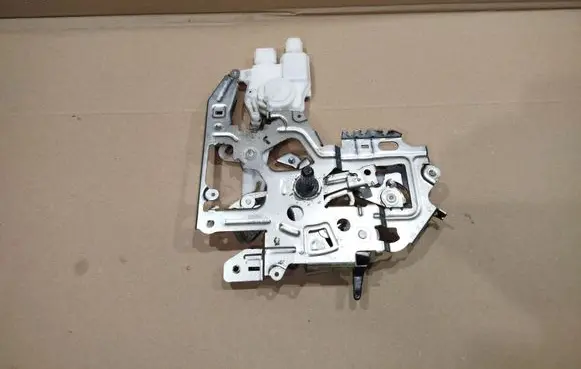 Renault Master III Sliding door lock 8200766631