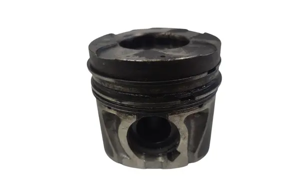 Opel Astra J Piston 