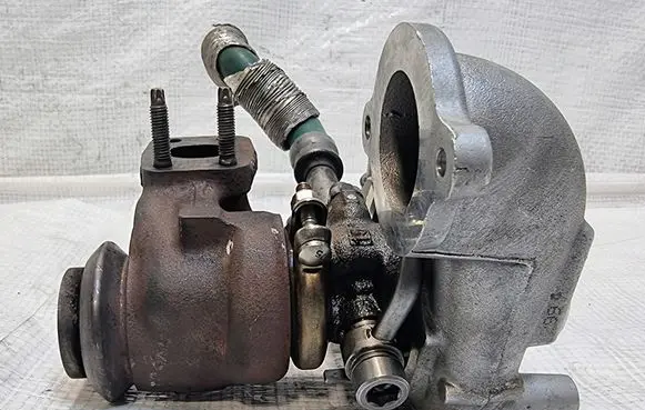 Ford Transit Courier Turbo 9842096580