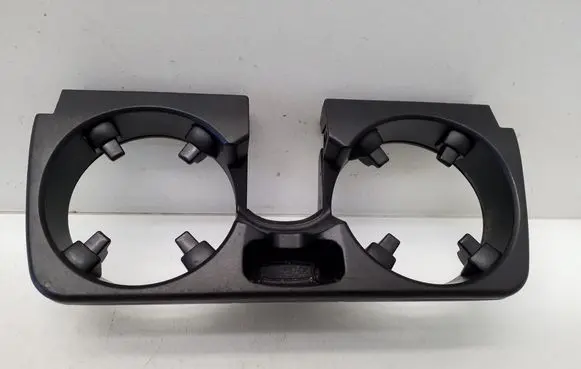 Cup holder front