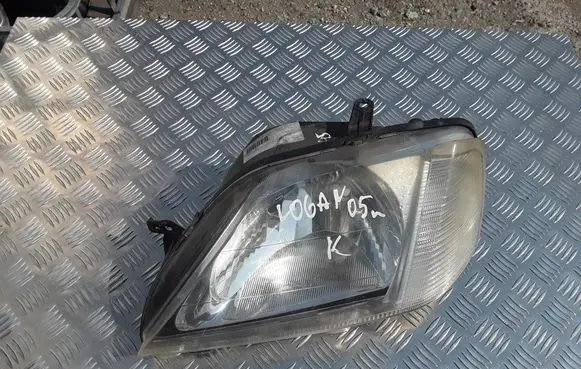 Dacia Logan I Headlight/headlamp 8200211005