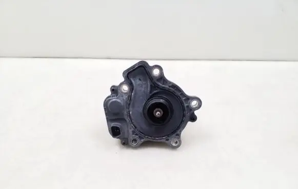 Toyota Yaris Electric auxiliary coolant/water pump