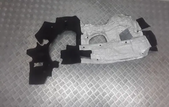 Audi Q3 8U Heat shield in engine bay 
