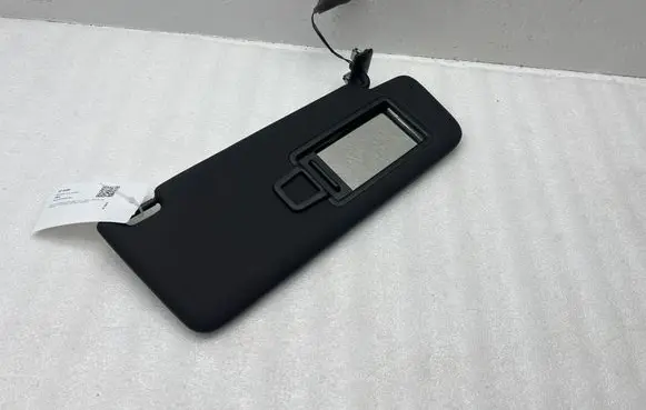 Sun visor