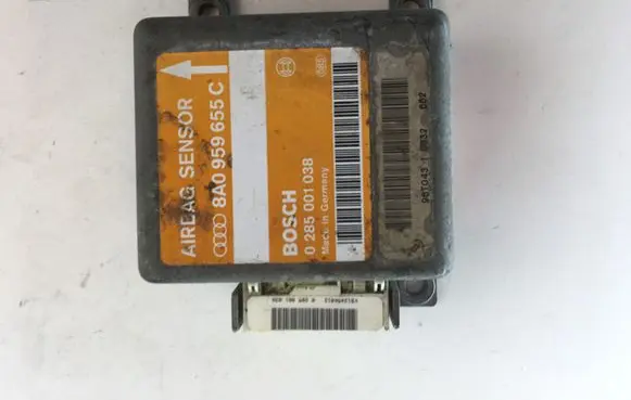 Audi A4 S4 B5 8D Airbag control unit/module 8A0959655C 0285001038