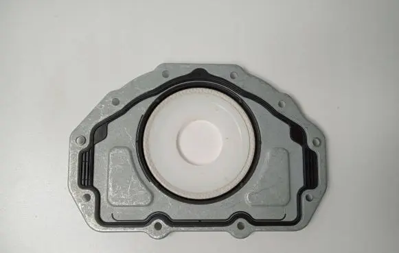 Infiniti FX Crankshaft Holder 7701478231