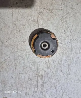 BMW 5 E60 E61 Camshaft pulley/ VANOS 7522290 Y53C