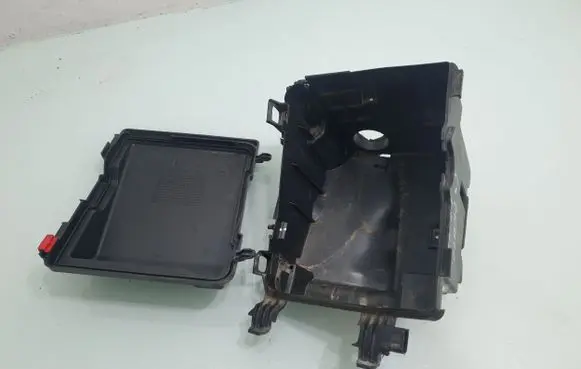 Citroen C4 Grand Picasso Fuse box set 9678633380
