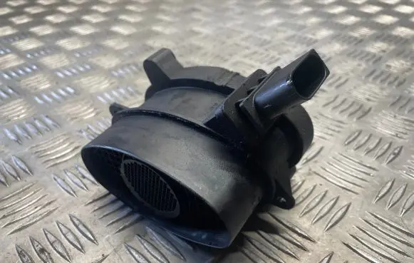BMW X5 E53 Mass air flow meter 7788744 0928400504