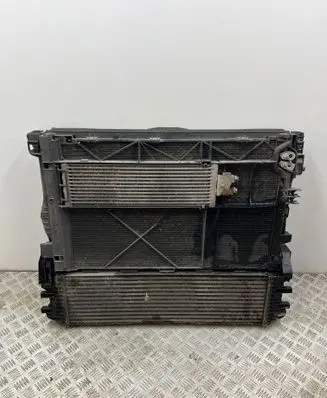 Mercedes-Benz V Class W447 Radiator set A4475010001 A4479060212 A4475000001