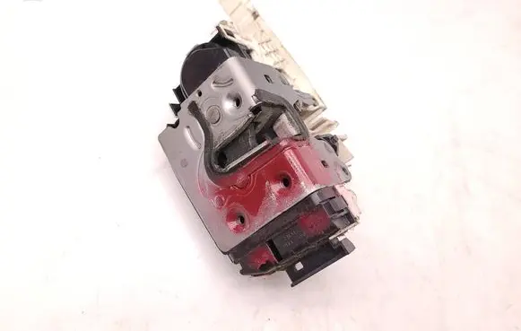 Volkswagen Crafter Front door lock A9067200135