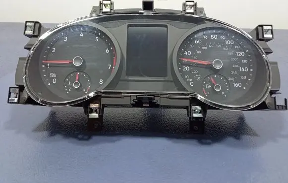Volkswagen Tiguan Allspace Speedometer (instrument cluster) 5NA920850C