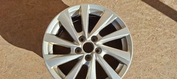 Toyota Camry VIII XV70 R17 alloy rim K611T0T