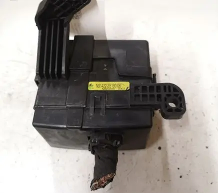 Hyundai Santa Fe Fuse module 91162B010