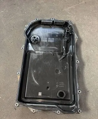 BMW 3 G20 G21 Gearbox sump 8743462