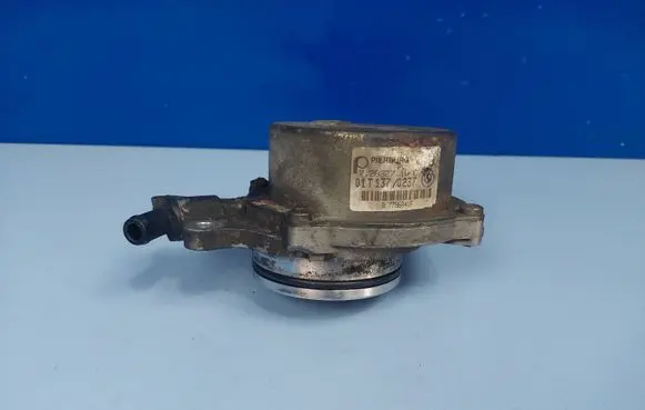 BMW X5 E53 Vacuum pump 72832710C 7786841F 01T13770237