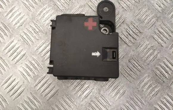 Audi A5 8T 8F Current control relay 8K0937517A