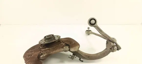 Front wheel hub spindle knuckle