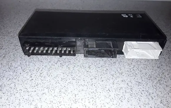BMW 5 E39 Comfort/convenience module 65358352057 8352057